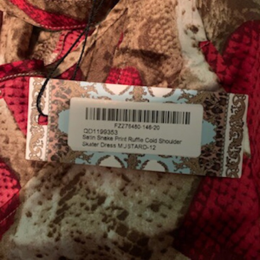 Wmn’s snake print dress
